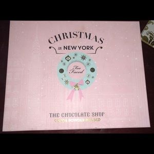 LIMITED EDITION TOO FACED CHRISTMAS IN  NEW YORK